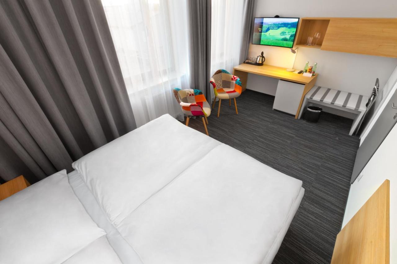 Ala Hotel Bystrice nad Pernstejnem Exteriör bild